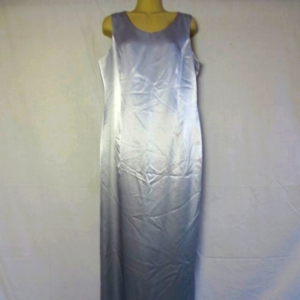 Caramia Dress Metallic Dove Gray Silver Classic Fitted Formal Gown Plus Size 14